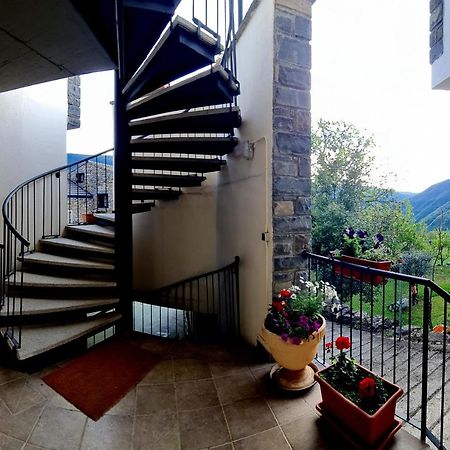 Apartamentos Ordesa Infinita Asín de Broto エクステリア 写真